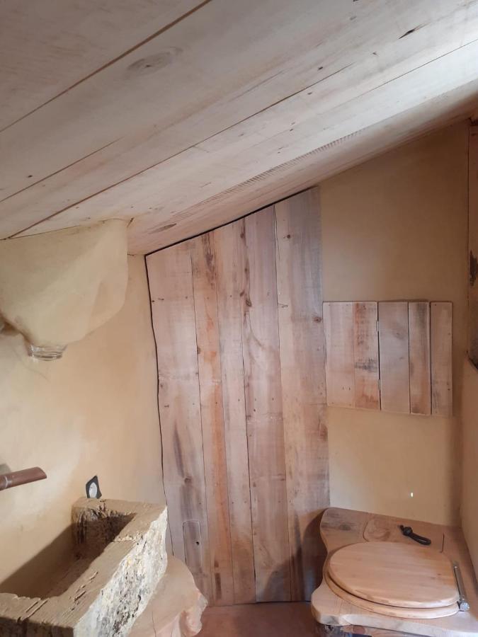 Maison Terre Les Cabanes De Fallot - Sauna Bain-Froid Piscine Naturelle L'isle-Bouzon Esterno foto
